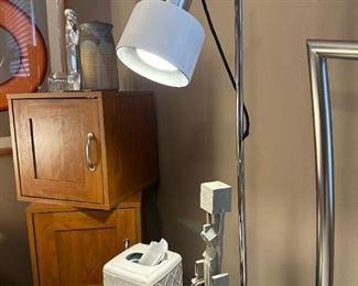 1970s Modern White and Chrome Adjustable Floor Lamp by LIGHTOLIER