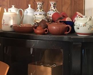 Tea sets curved glass China cabinet 