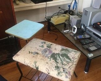 Vintage telephone bench. 🖤