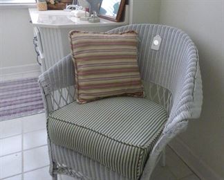 Vintage White Wicker Arm Chair