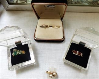 14K rings, 10K pearl ring, Wedding band set with pear shaped diamond