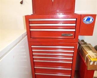 Rolling tool box