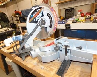 Delta 12" Compound Miter Saw