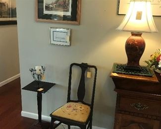 Items Located In The Entry Way
