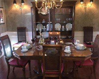 Items Located In The Dining Room