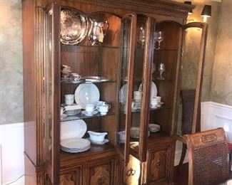 Items Located In The Dining Room