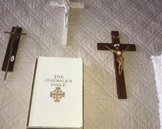 Items Located In The 1st Bedroom