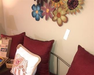 Items Located In The 2nd Bedroom