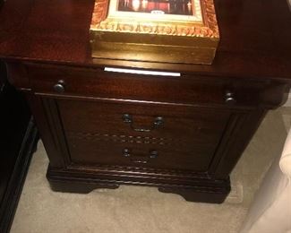 Items Located In The 3rd Bedroom (Master)