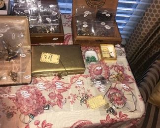 Items Located In The 3rd Bedroom (Master)