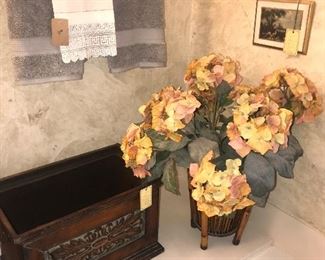 Items Located In The 3rd Bedroom (Master Bathroom)