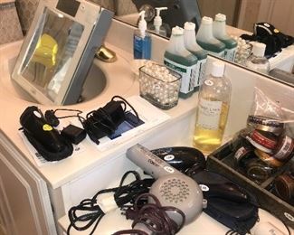 Items Located In The 3rd Bedroom (Master Bathroom)