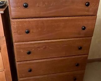Chest of drawers