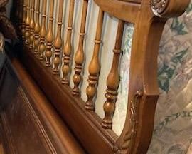 Very nice Lexington bed, headboard and footboard