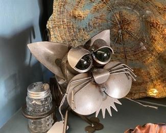 Metal sculpture salt and pepper holder