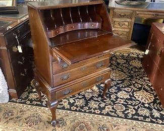 ADORABLE Solid Mahogany Queen Anne Antique Secretary, with Inside Storage Slots and Curved Drawers, with 4 Bottom Drawers, H-40" x L-24" x W-16.5"