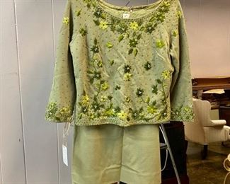 RARE FIND, c.1960's BANFF LTD. United Kingdom, 2-Piece Ladies Evening or Dinner Attire, with three-quarter sleeves and hand-sewn beads, hand-embroidered, and LIKE NEW! Beautiful piece! Size 14, but actually looks more like a Size 8-10