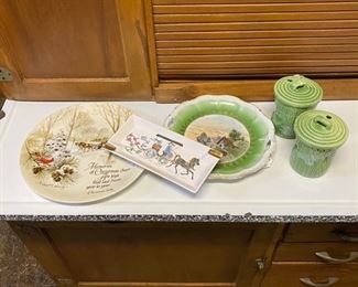 c.1974 R. Lassig Plate, and Two Green Opryland Hotel Ceramic Drink Cups with Lids 