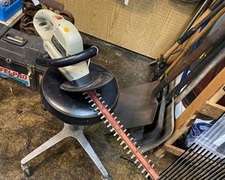 Electric Hedge Trimmer