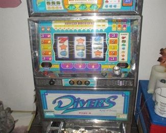 SLOT MACHINE