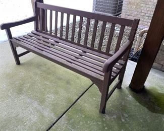 Outdoor bench - Excellent condition