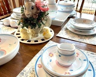 Ceramic dinnerware set