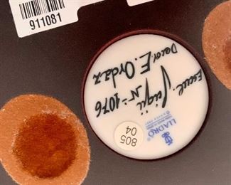 (underside marking of Lladro bird figurine)