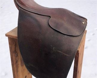 Small Hunt Seat Saddle.