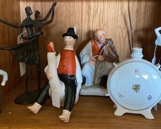 HUNGRIAN PORCELAIN FIGURES