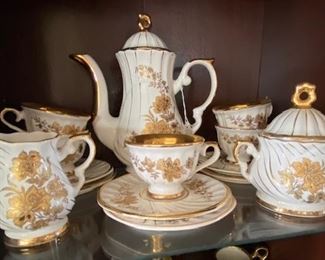 PORCELAIN TEA SERVICE