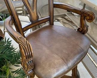 SINGLE FANCY BAR STOOL