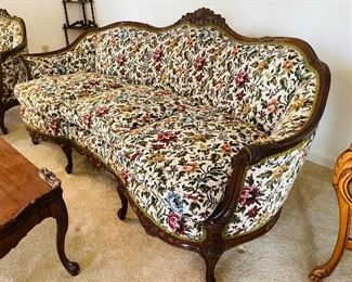 $250 
Carved walnut French style sofa/setee 86Lx33Dx36H