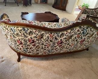 $250 
Carved walnut French style sofa/setee 86Lx33Dx36H