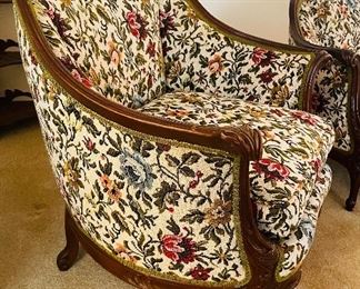 $250 
Carved walnut French style chair 35Wx31Dx35H