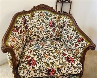 $250 
Carved walnut French style chair 35Wx31Dx35H