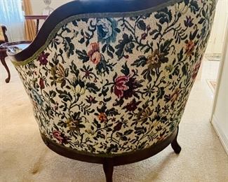 $250 
Carved walnut French style chair 35Wx31Dx35H