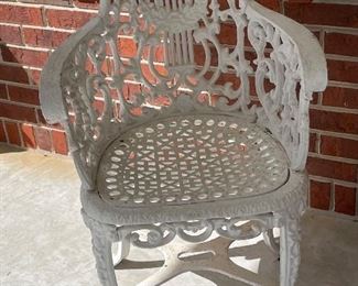 $200 
Pair of cast iron chairs (front porch) white&nbsp;