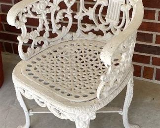 $200 
Pair of cast iron chairs (front porch) white&nbsp;
