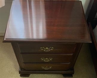 $180 
Mahogany two night 1 chest/1 table with drawer