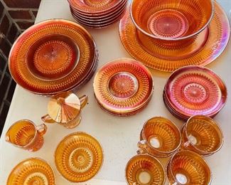 $180 Imperial rubigold geometric lines 7 dinner pl, 7 soup bowls,
6B&B
7 cups & saucers, C&S, 2 candleholders, 2 serving bowl
& round pl.&nbsp;