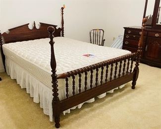 $295 
Queen spool bed 63x44x50 tall with mattress&nbsp;