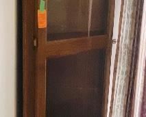 $120 
Corner oak&nbsp; cabinet
75"T x 24W