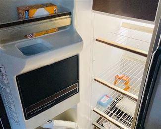 $125 
Fridge