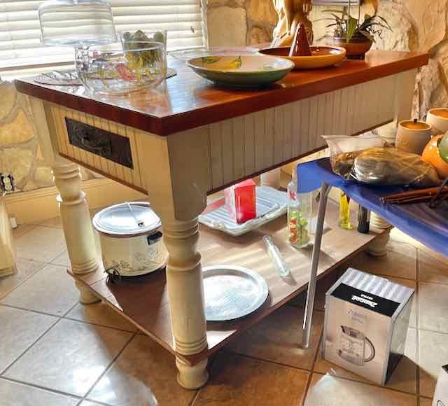 Kitchen island