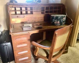roll top desk