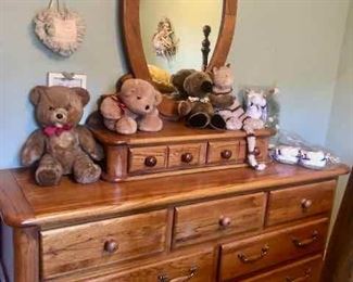 vintage oak long dresser w/mirror