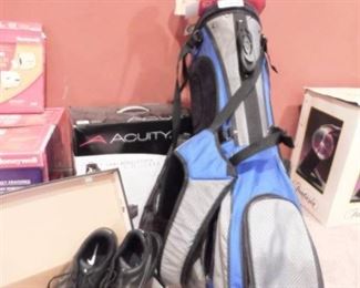Collection of Golf Clubs & Accessories