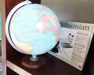 Replogle World Nation Globe & Smithsonian Microscope