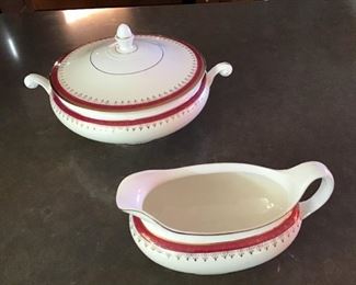 Vintage Covered Vegetable & Gravy Boat