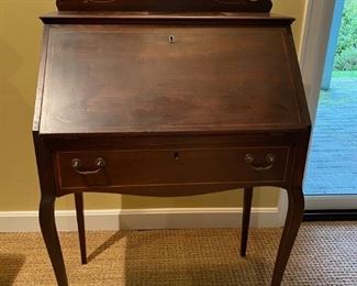 $190. Vintage drop front desk.  26.5"w x 16"d x 42"h. Photo with it open is next and then a side view